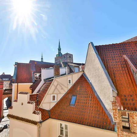 Aparthotel Altes Schwedisches Konsulat Stralsund Exterior foto