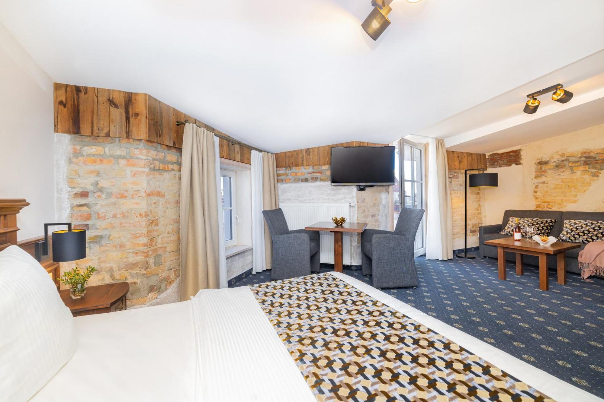 Altes Konsulat Aparthotel 4*